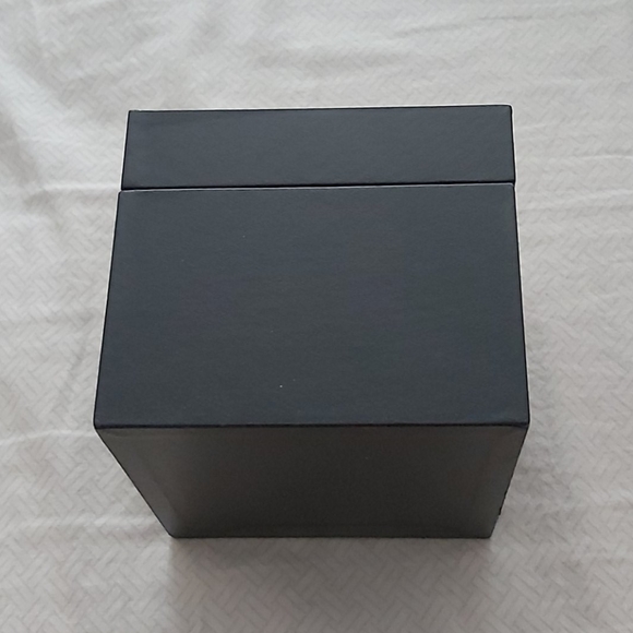 Navy Blue Wooden Box - Picture 3 of 3